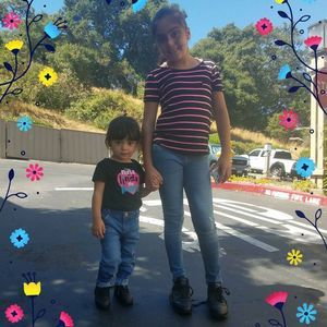 Meet your Posher, Carolina